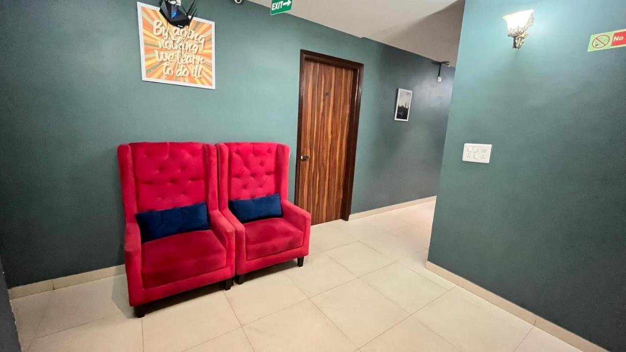 Qotel Hotel Church House Rohini Sector 15 Дели Экстерьер фото
