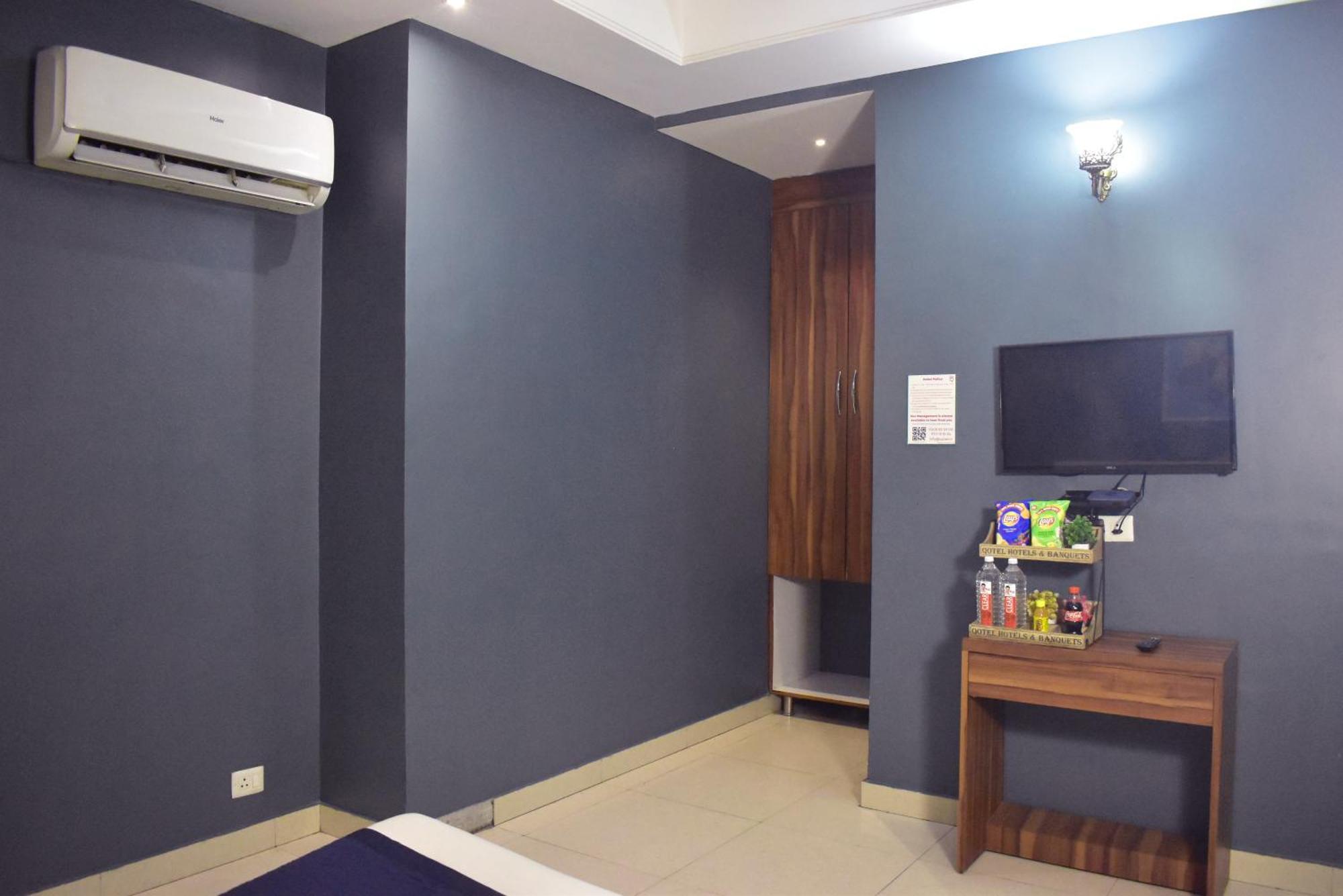 Qotel Hotel Church House Rohini Sector 15 Дели Экстерьер фото